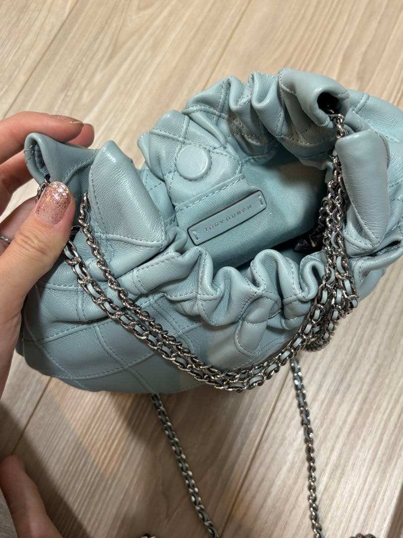 ライトブルー キルティング パーティーバッグ