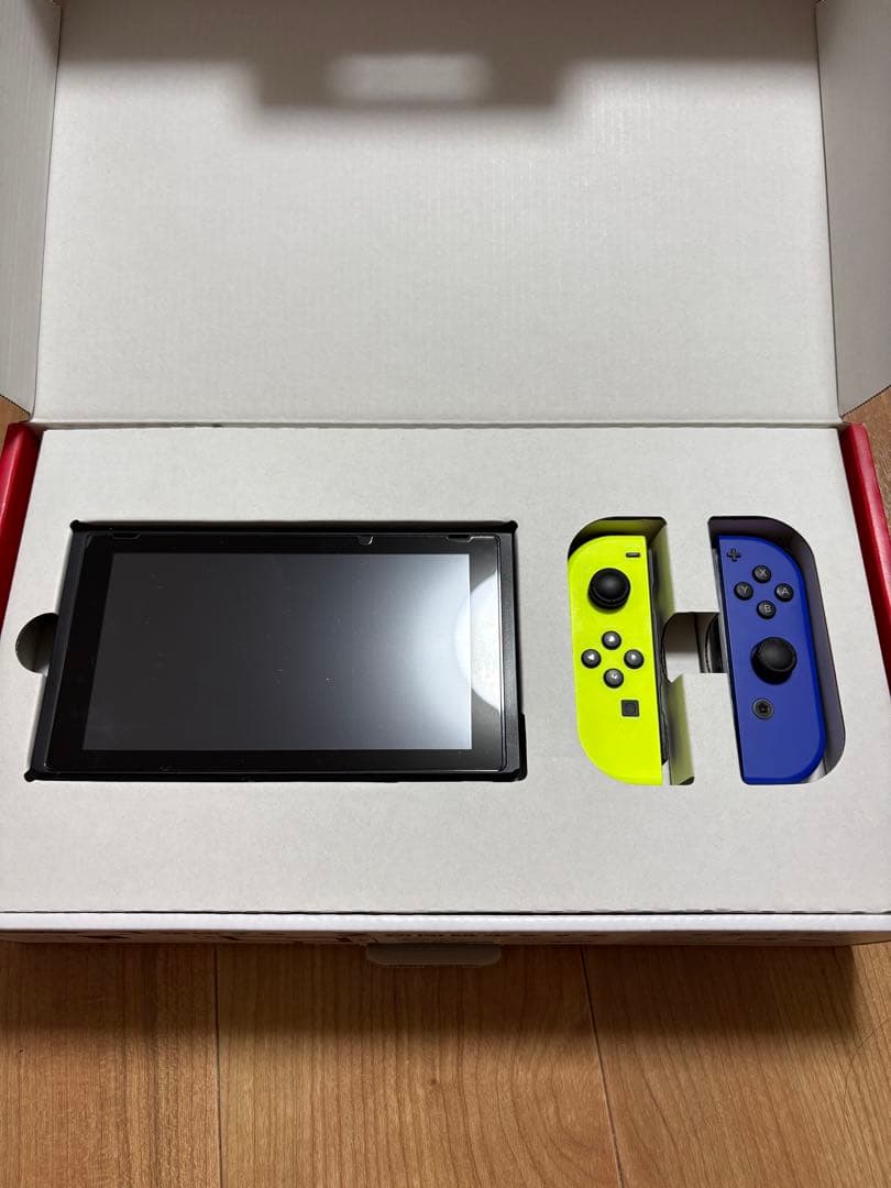 Nintendo Switch 本体 レッド Joy-Conイエロー・ブルー