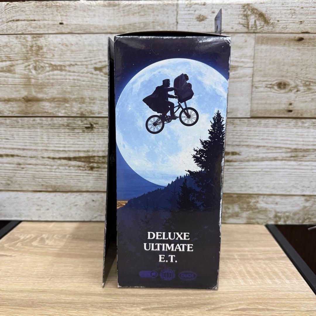 DELUXE ULTIMATE E.T. フィギュア