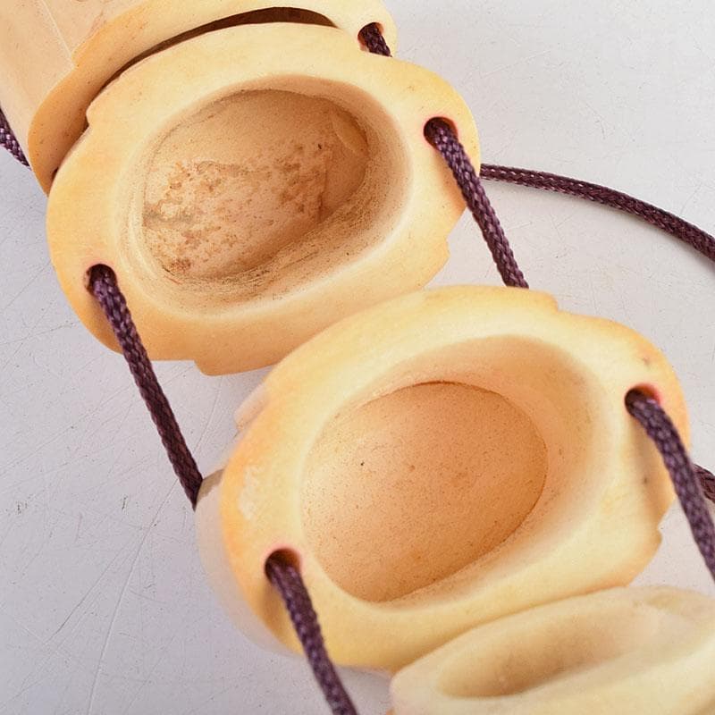 時代提げ物獣骨彫刻梟龍魚彫印籠薬入緒締め玉C9204