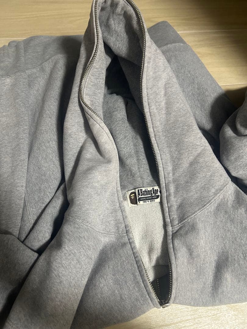 早い者勝ち!! 最大値下げ激レア A Bathing Ape グレー パーカー