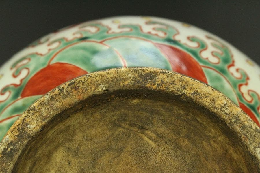 中国美術 赤絵 纏枝蓮花馬紋 瓢形 注瓶 高28cm(LC534)