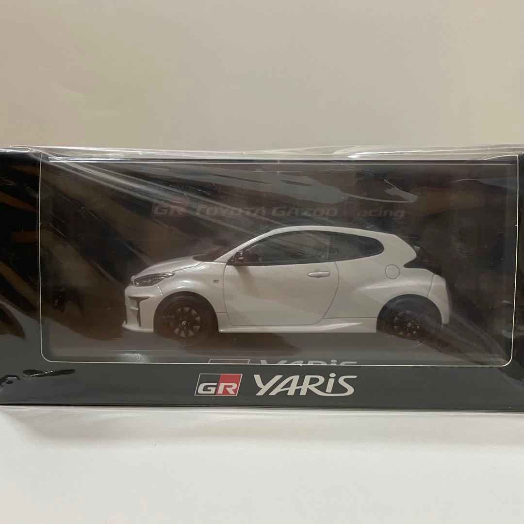 GR ヤリス　ミニカー　新品　未開封　非売品　ダイキャスト製　1/30