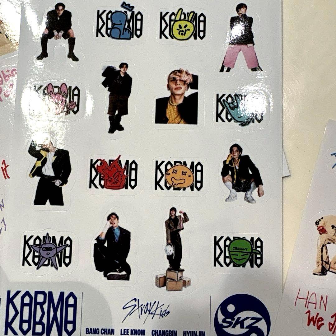 スキズ ポストカード ステッカー まとめ売り - メルカリ