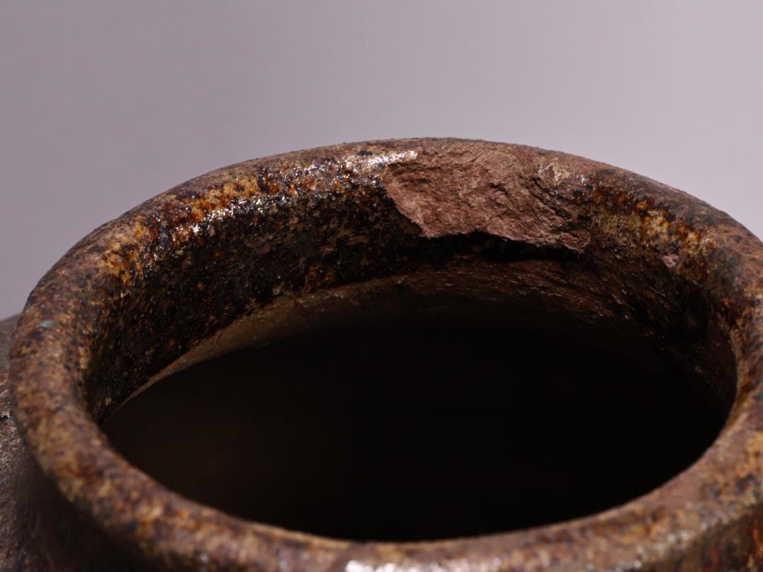 BK192 桃山ー室町期 古信楽 三耳壷 窯印 窯傷 壺 高