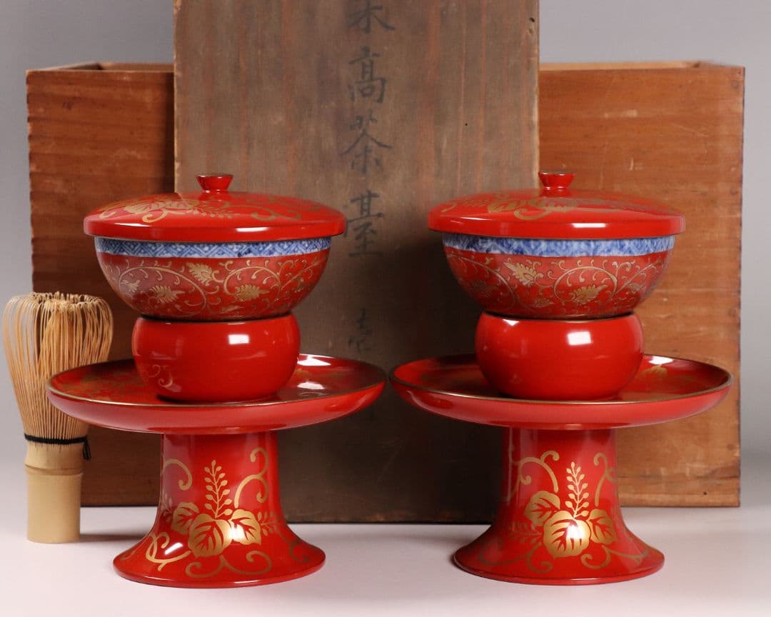 MA454 時代 桐唐草金蒔絵 朱塗 高茶台一対 天目台 赤絵 茶器 茶碗 木製