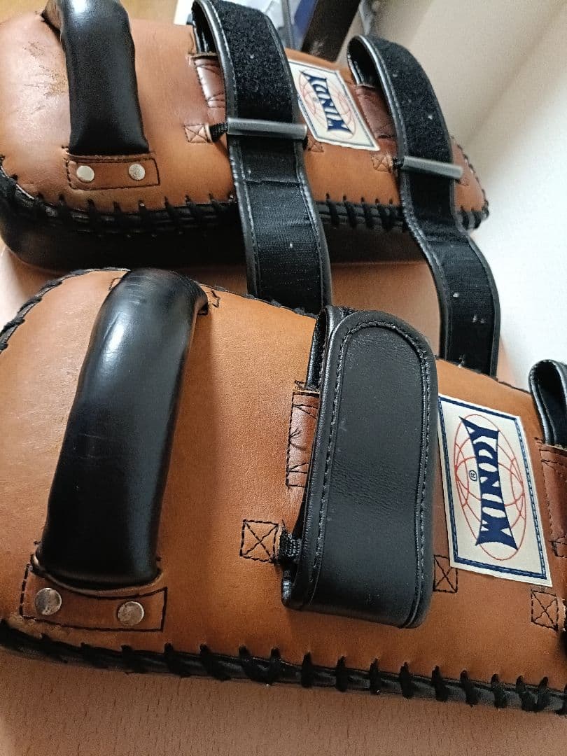 WINDY KP-6 キックミット レザー製 中古 ② - メルカリ