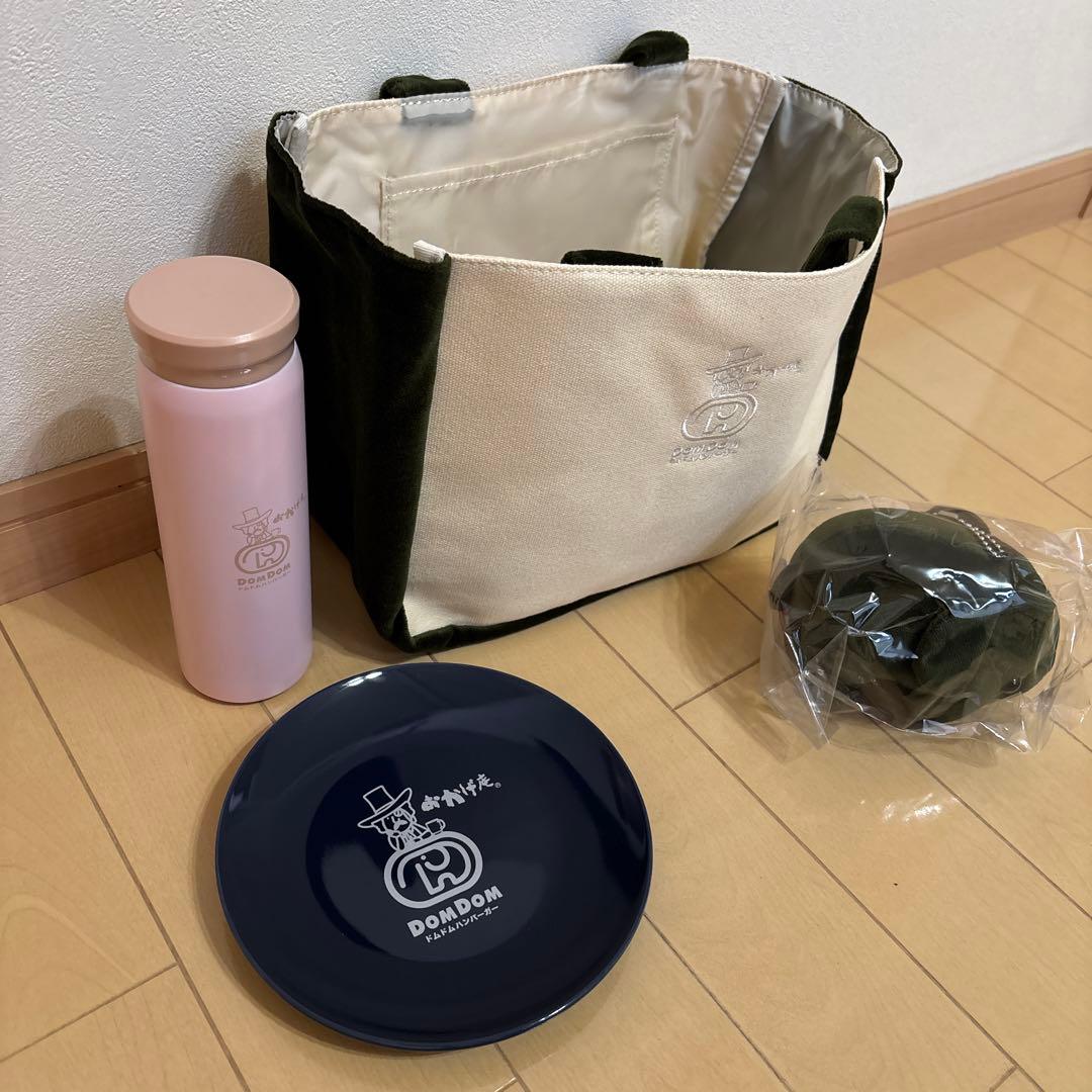 ❤️匿名無料送❤️新品未使用品❤️おかげ庵２０２６福袋バック・どむぞうくんキーホルダー