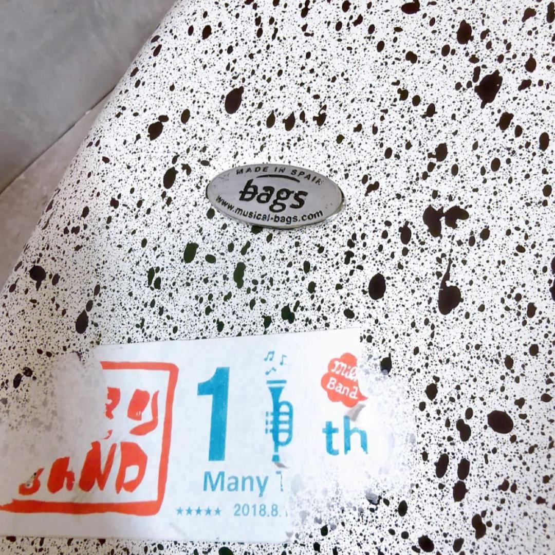 BAGS バリトンサックスファイバーケース キャスター付 ホワイト