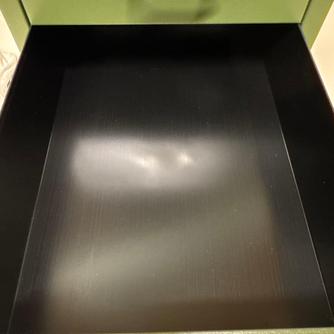 美品　ビスレー bisley キャビネット　引き出し　３段　オリーブ　グリーン系