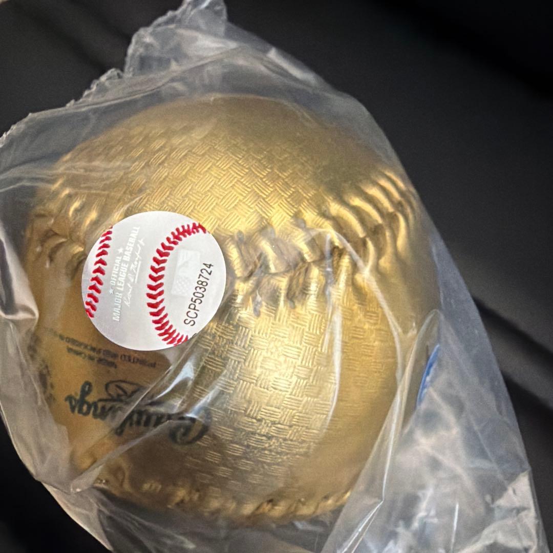 最新版】11/7発送2025年ドジャース ワールドシリーズ優勝記念ボール