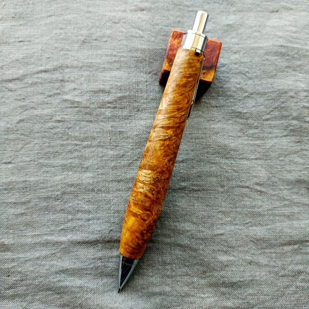 ハンドメイド　木軸シャープぺン　花梨瘤　白　0.5mm　ウッドペン　天然木