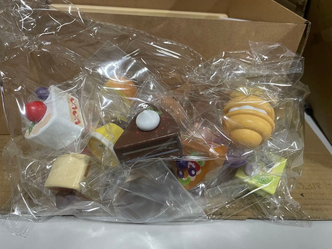 hanaさん専用はじめてのおままごと パティスリーセット マグネット木の