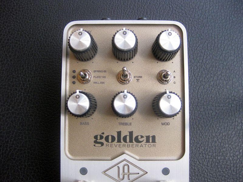UAFX golden REVERBERATOR 美品です