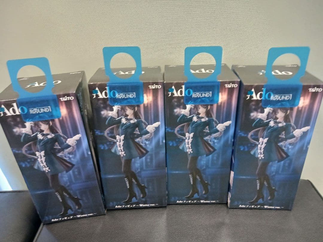 ラウンドワン限定 Ado フィギュア Winter ver. 4個セット