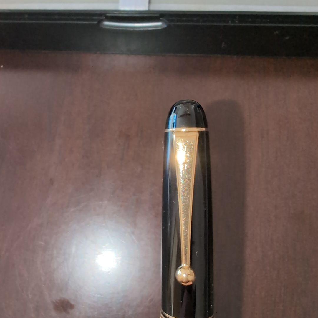 箱付き・送料込み】PILOT 万年筆 CUSTOM74 黒 M 中字 楽天市場】【宅配