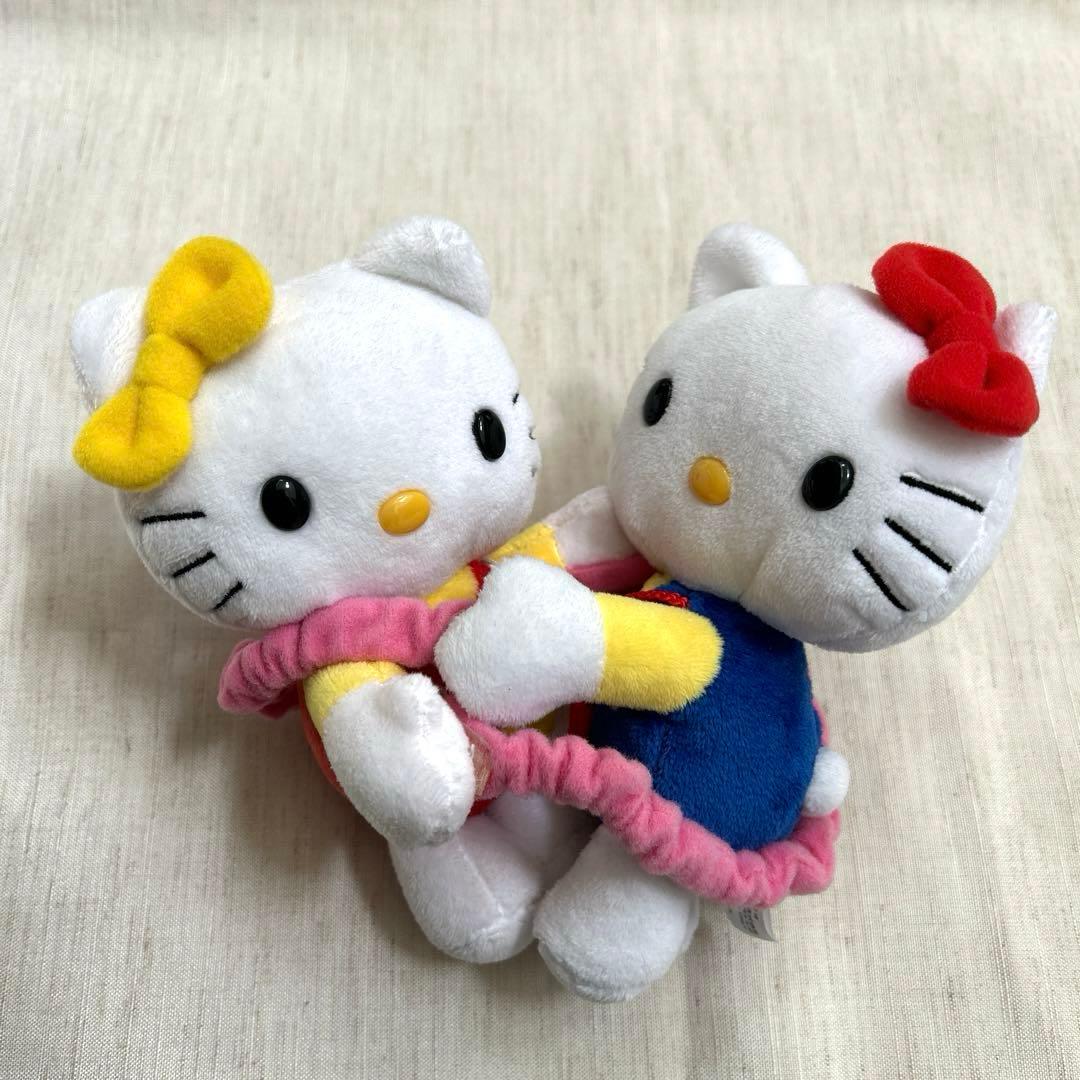 サンリオ ハローキティ カーテン タッセル 2個セット マスコット