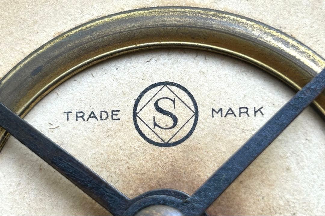 昭和レトロなアンティークSEIKOSHA 木製八角形壁掛け時計H④