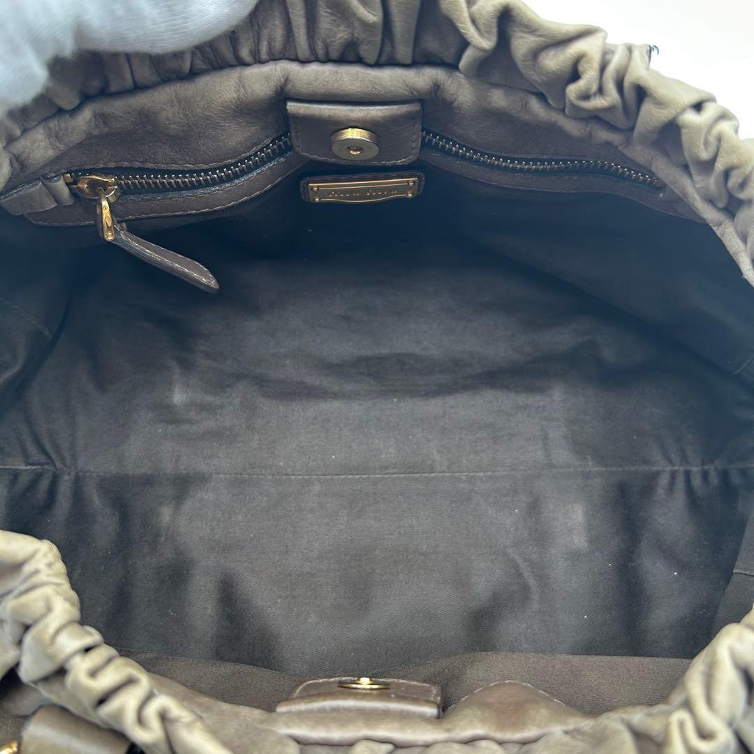【美品】miu miuヴィッテロ・リュクス 2way ハンドバッグ レザー