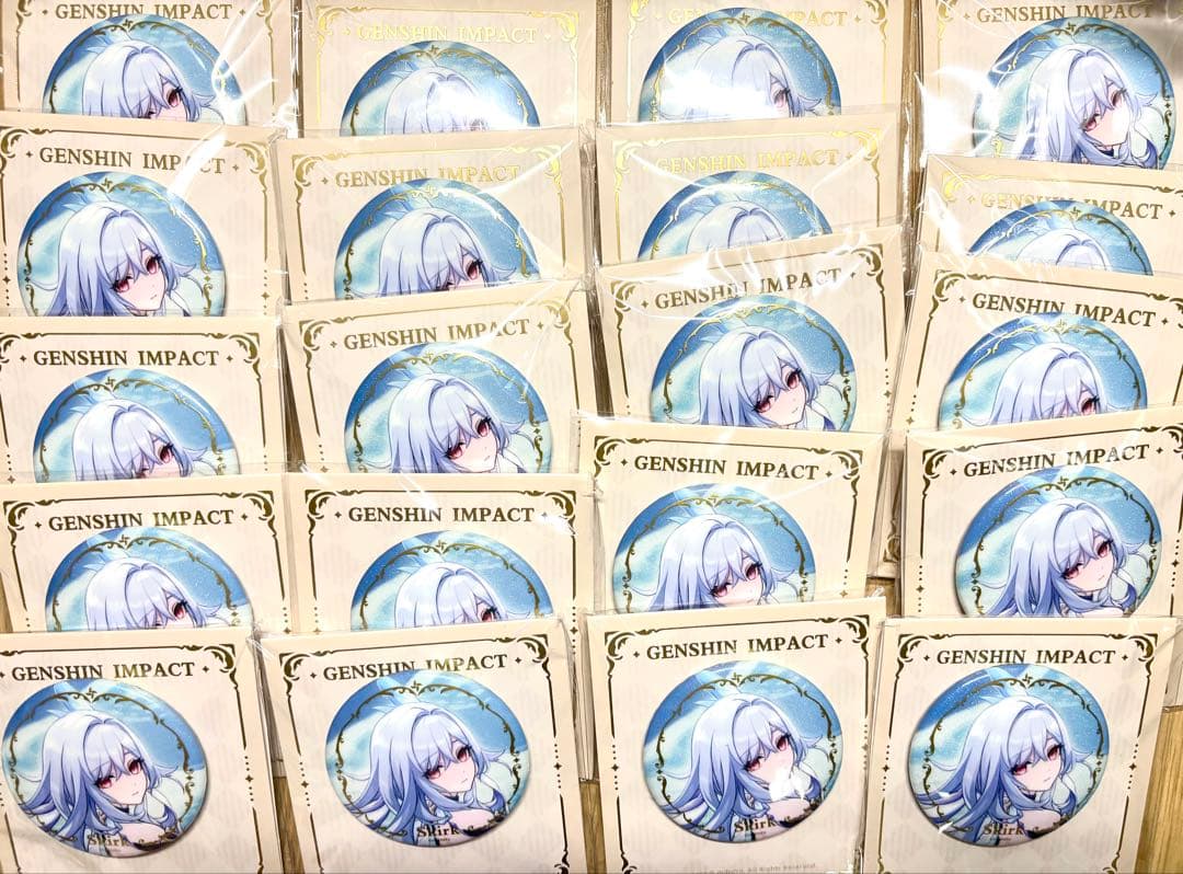 ピンズ・ピンバッジ・缶バッジ Yuki