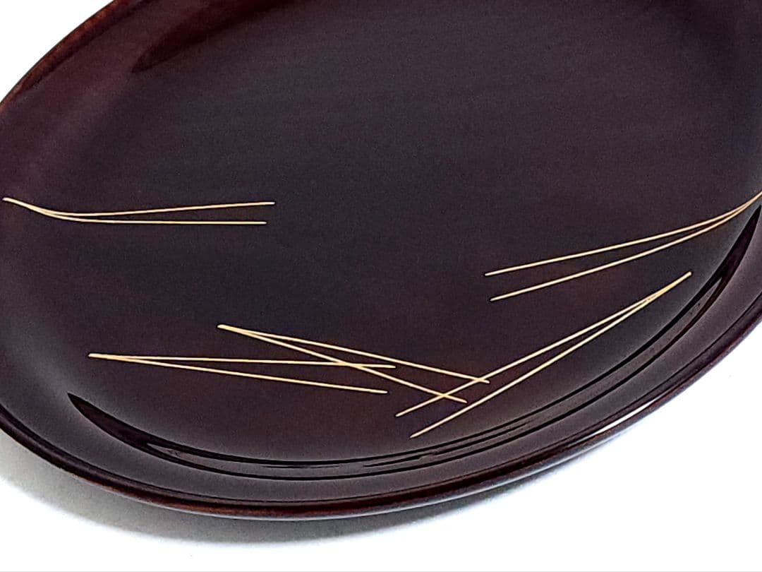 川端近左　松葉蒔絵　松ノ木溜青海盆　共箱　共布　直径：約23.5㎝　未使用