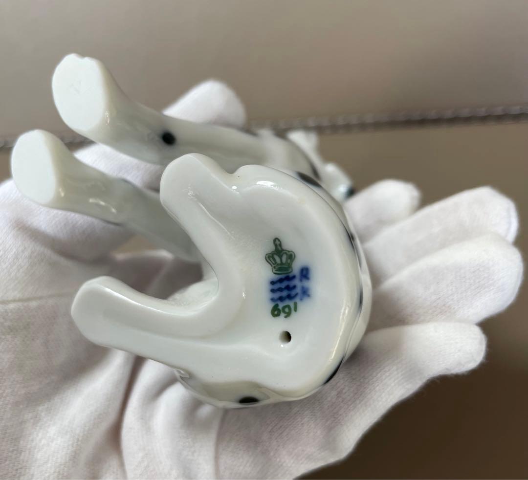 ☆美品☆ ロイヤルコペンハーゲン置物2016イヤーフィギュリン 犬