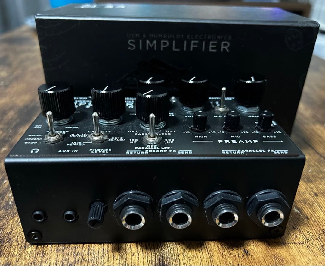 DSM&HUMBOLDT ショップ SIMPLIFIER BASS STATION