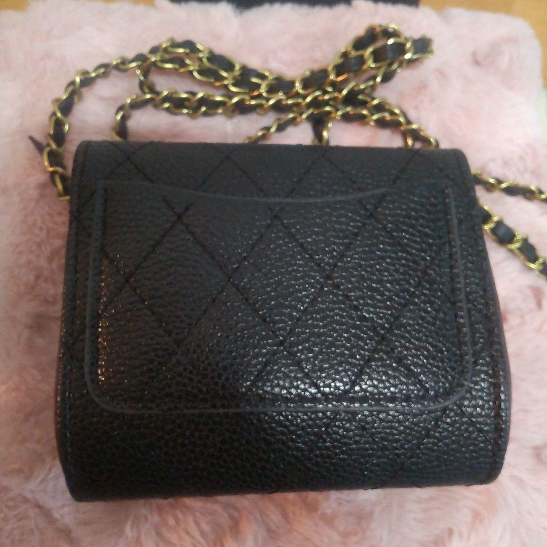 CHANEL ブラックレザーショルダーバッグ