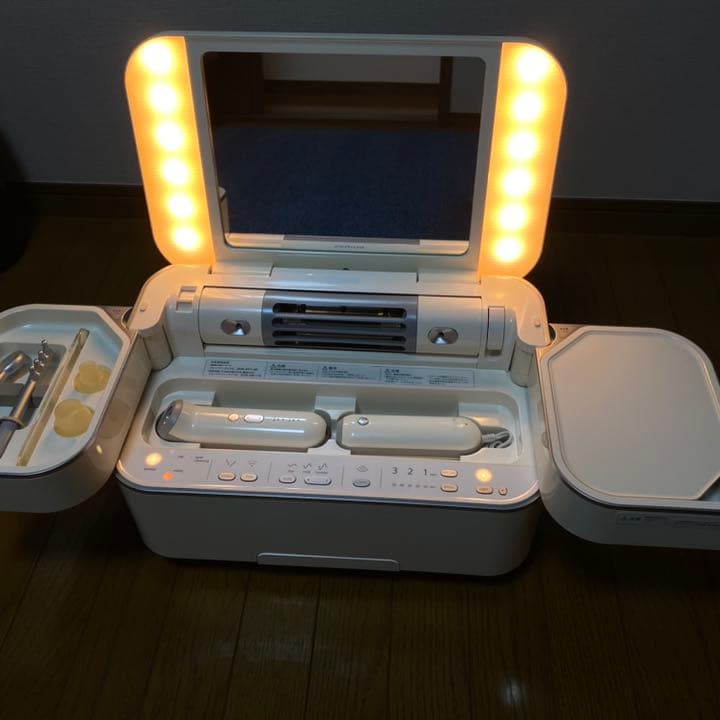 美顔器 saqina サキナ bijou ビジュー - メルカリ