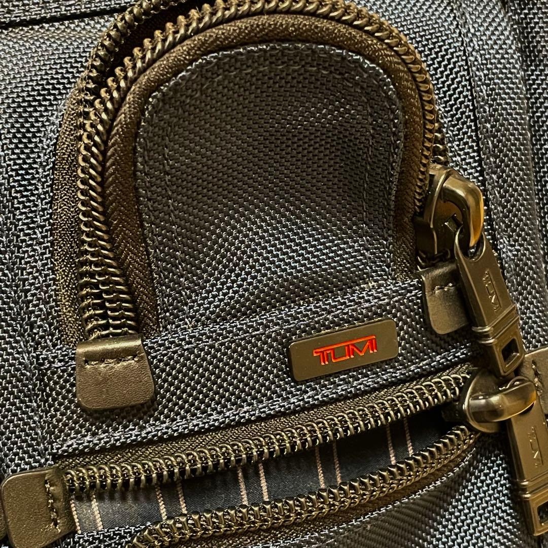 TUMI SHIPS 別注26108 NVS ALPHA ブリーフ 美品