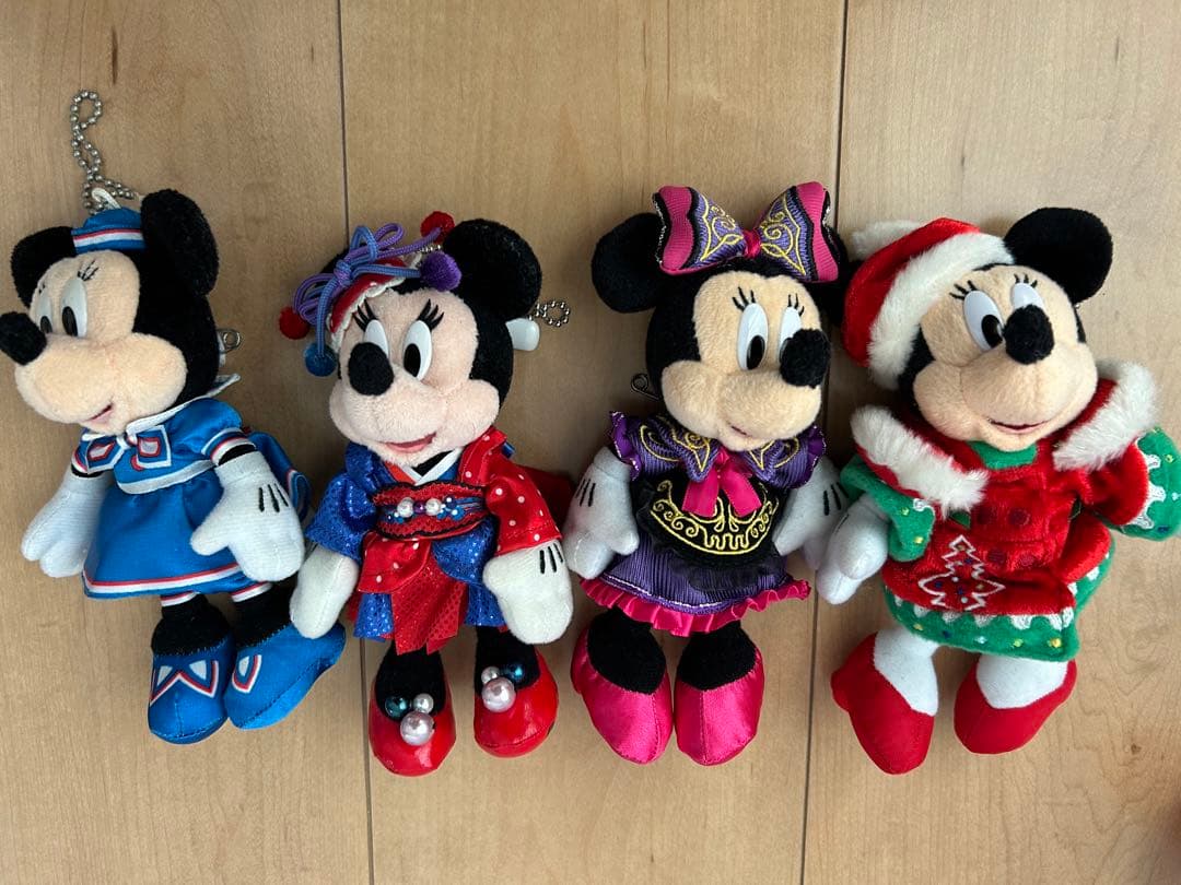 ミッキー&ミニー ぬいぐるみバッジセット『TDSプラザエントランス