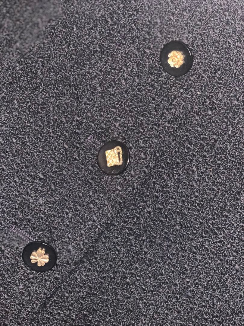 シャネル　CHANEL 黒 ボタン付きタイトスカート　44