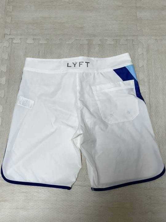 新品】LYFT STAGE SHORTS - WHITE Mサイズ 試着のみ】LYFT ステージ