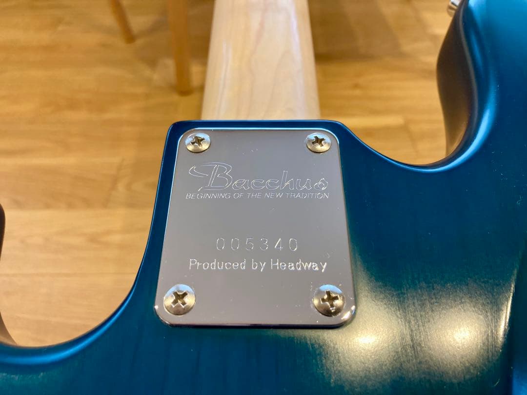 バッカス ベース BJB-98（JIROモデル）