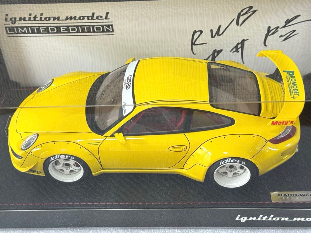 【限定50】1/18 RWB 997 Yellow With Mr. Nakai