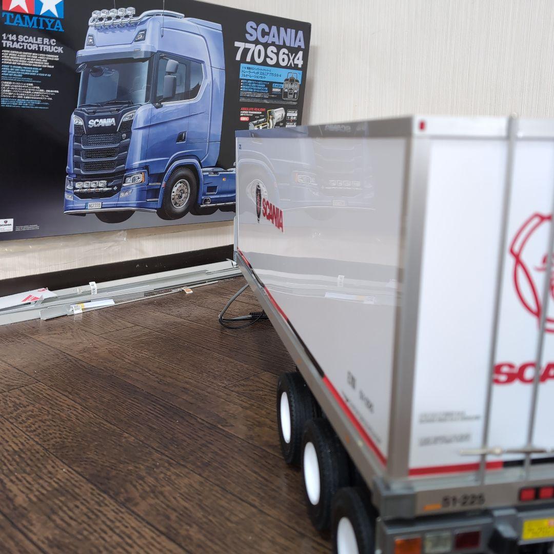 タミヤ1/14スカニア770S6x4のダブルストレーラーです