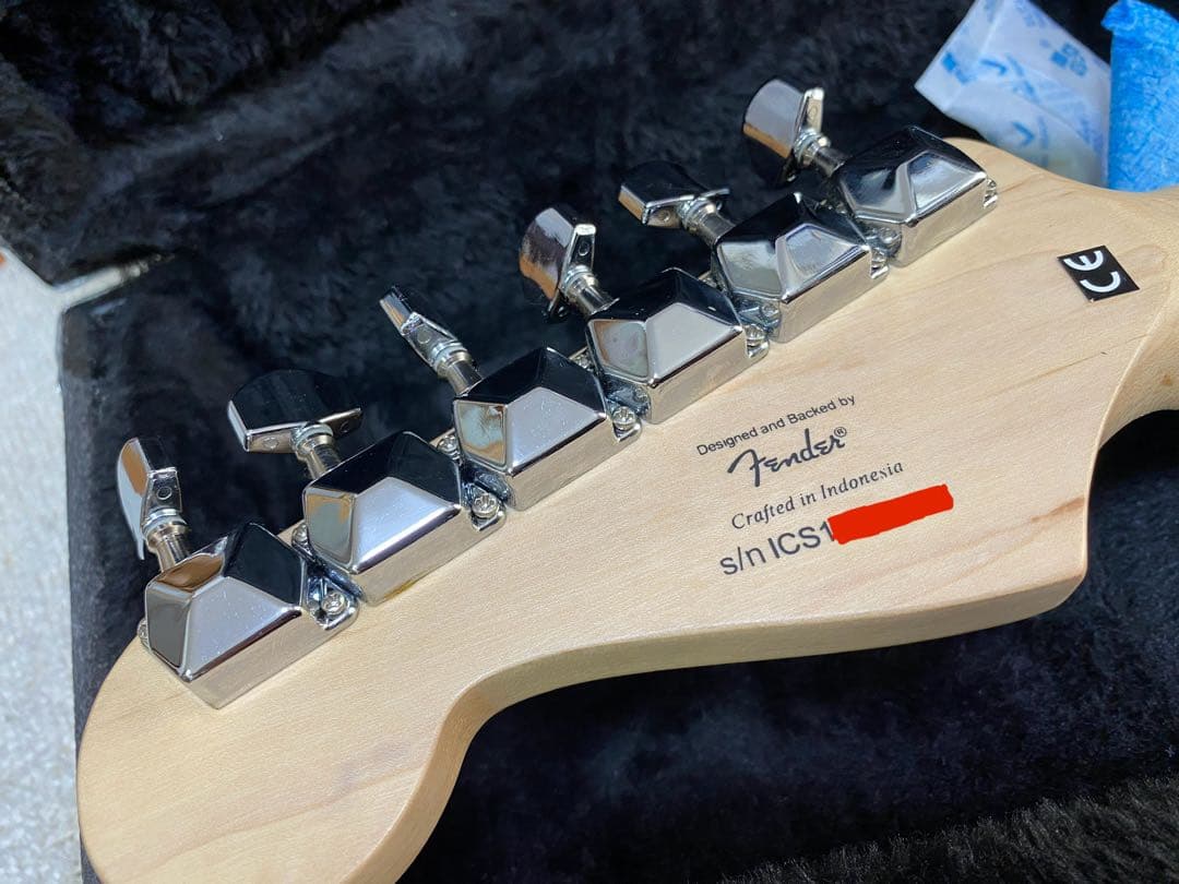 Squire ストラトキャスター Bullet ハードケース付き