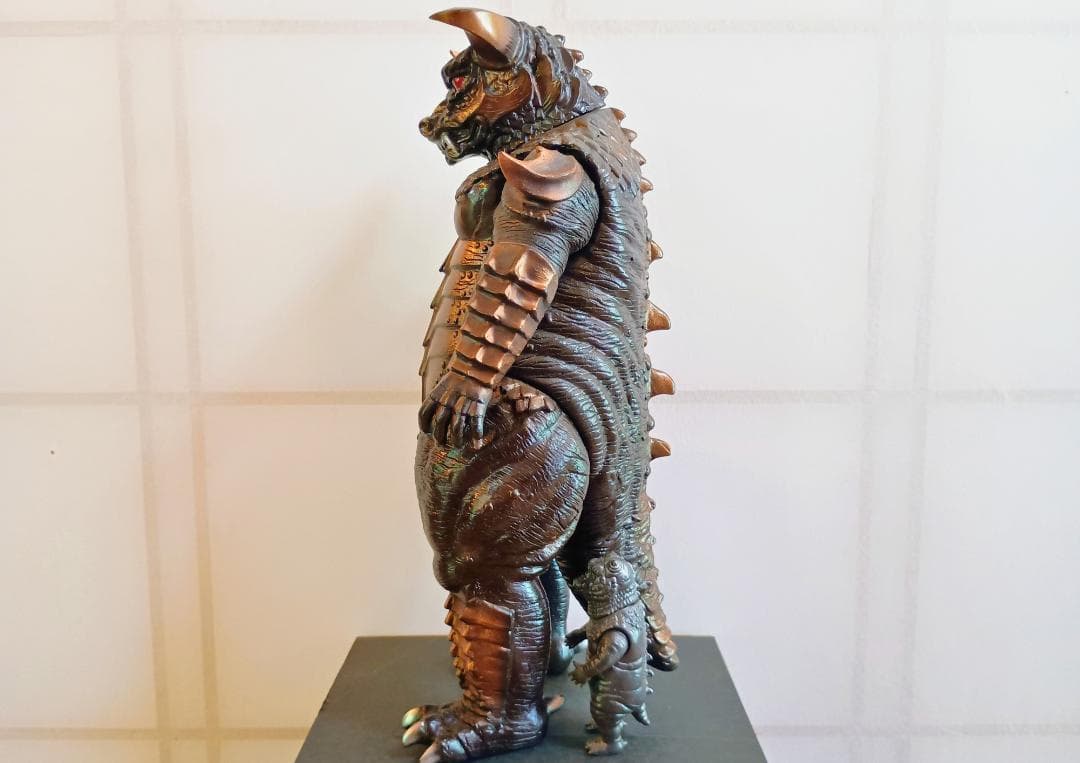 プルガサリ 伝説の大怪獣 ソフビフィギュア Tシャツ DVD 3点セット