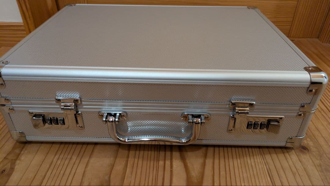 ☆スラブ アタッシュケース 60枚収納可能 PCGS NGC 保護 強化アルミ製