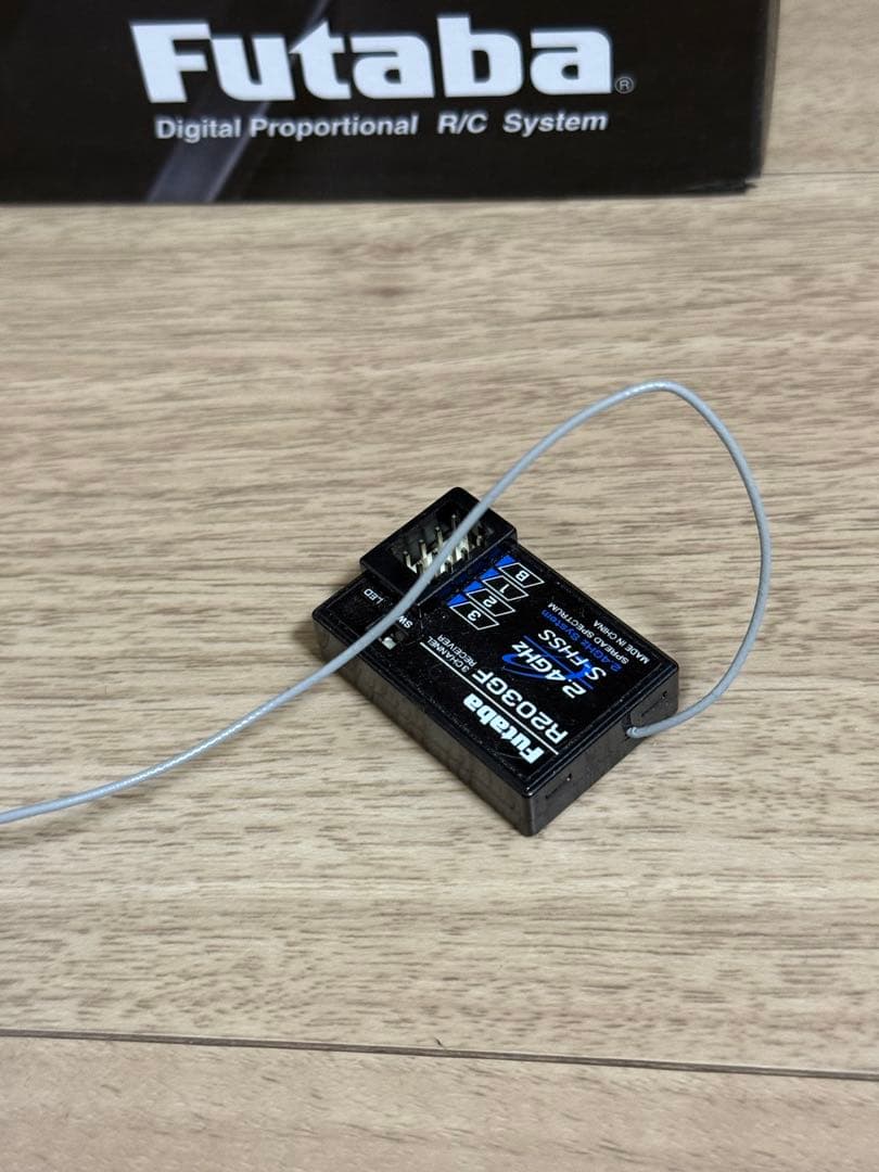 フタバ　4pm ヨコモ　受信機　送信機　タミヤ　ラジコン　プロポ