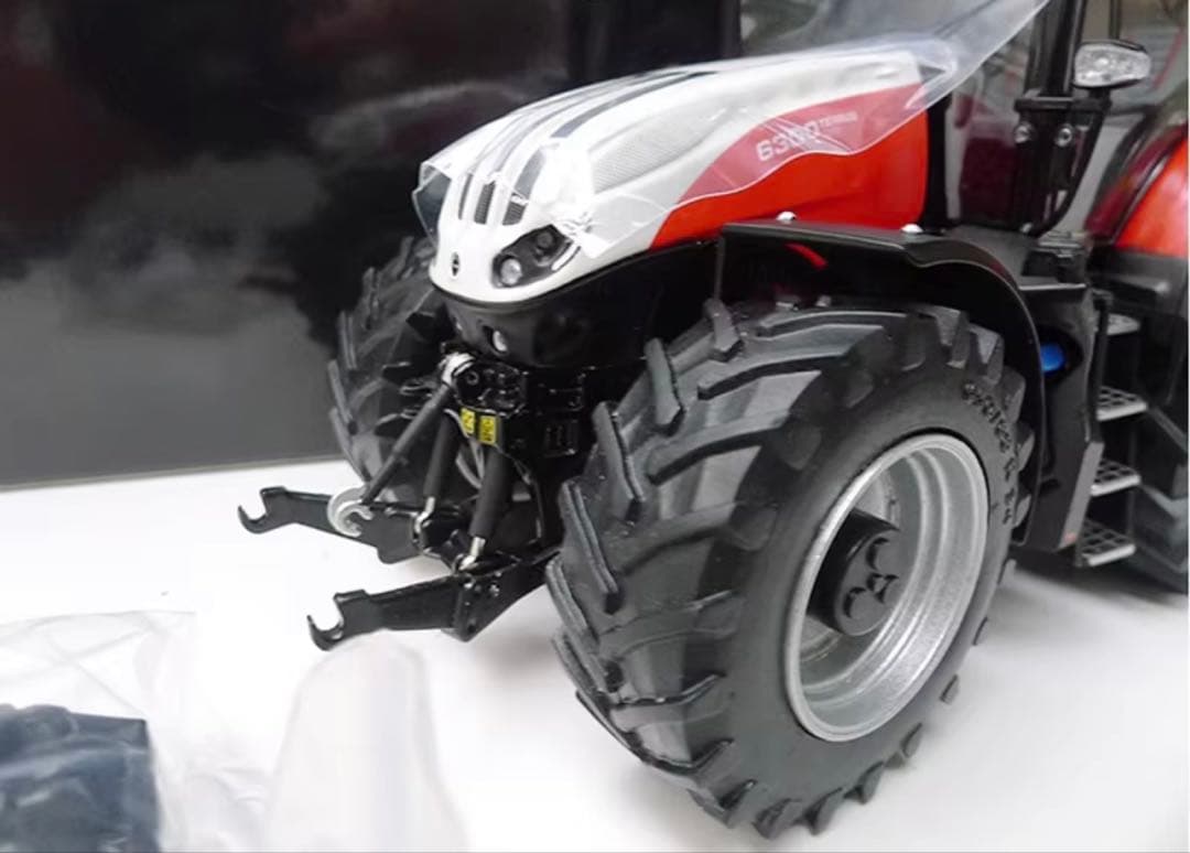 ダイキャスト 1:32 スケール 6300 CVT トラクター 合金モデル