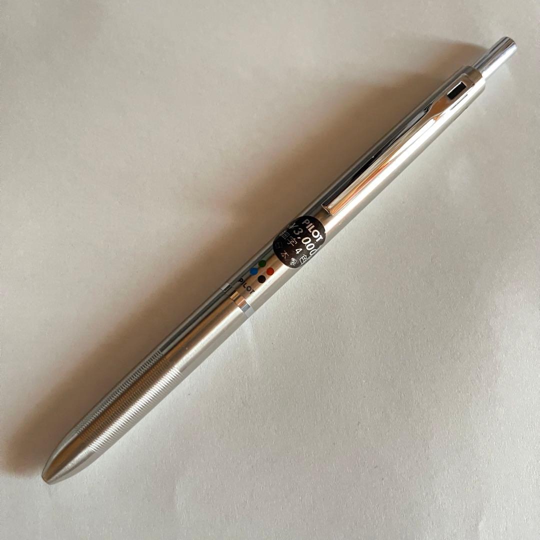 PILOT 細字4色 廃番 4色ボールペン