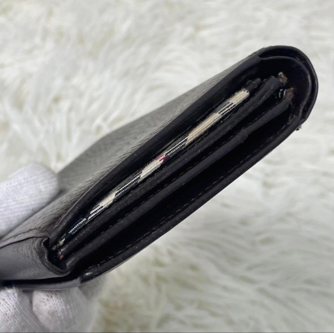 BURBERRY 二つ折り財布　値下げ中　1/23まで