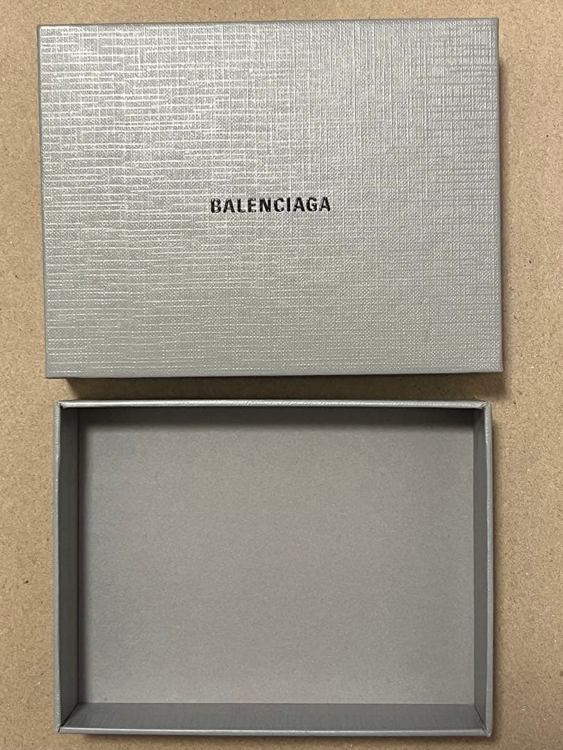 BALENCIAGA ギフトボックス バレンシアガ 扇子 ひも 縄 祝儀袋