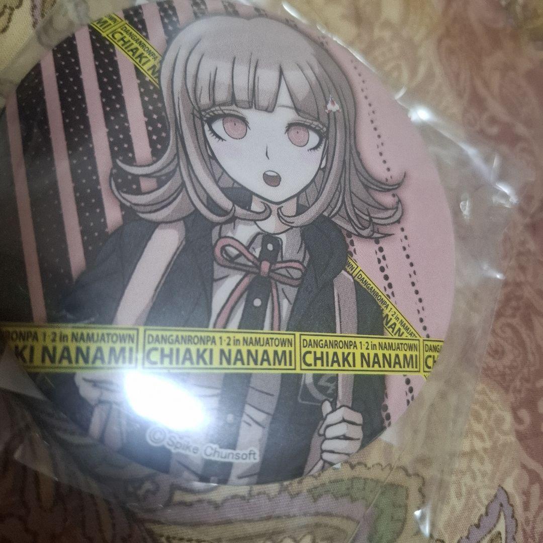 スーパーダンガンロンパ2 千秋七海 ナンジャタウン 缶バッジ - メルカリ