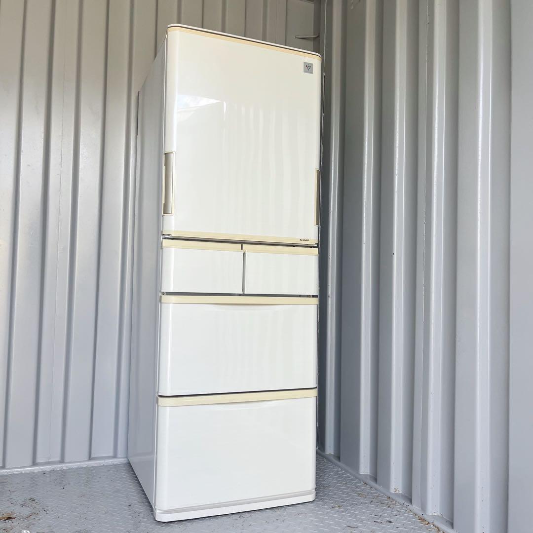 174取付無料！完動品！SHARP自動製氷付き どっちもドア大容量384L冷蔵庫