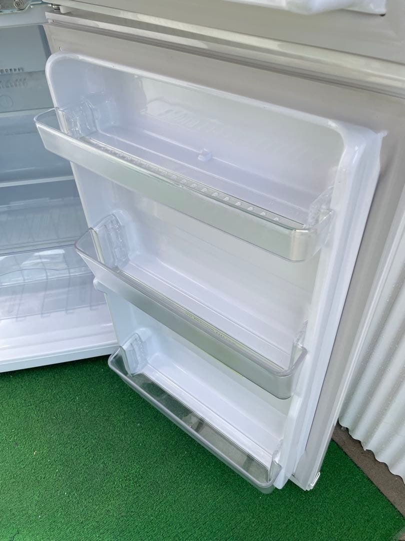 823 ユーイング 140L 2ドア冷蔵庫 ホワイト ファン式 自動霜取り 単身