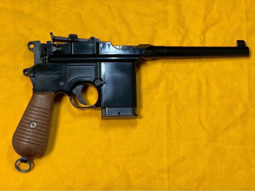 マルシン　モーゼルＭ７１２ モデルガン　1／１ 樹脂製　マルイ