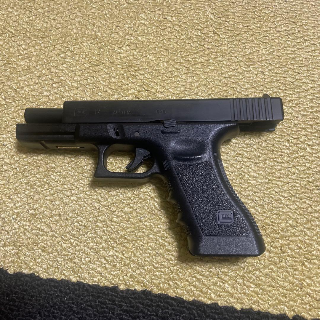 東京マルイGlock ガスガン 3マガジン付き