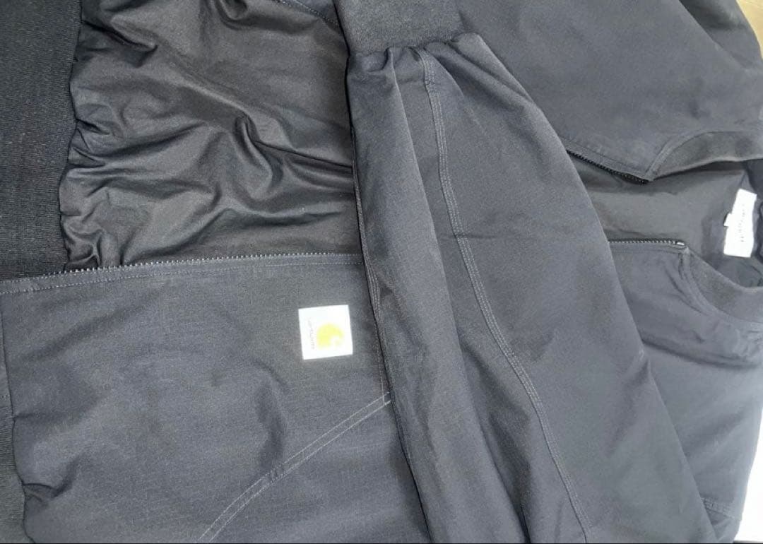 Carhartt アクティブボンバージャケット
